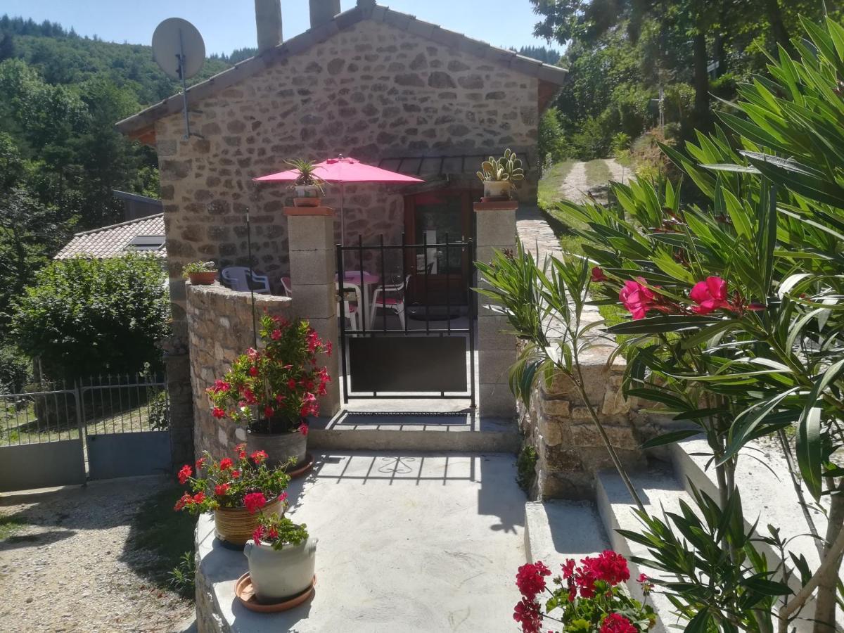 Loft La Rose Desiree Gite 3 Etoiles Chalencon Kültér fotó