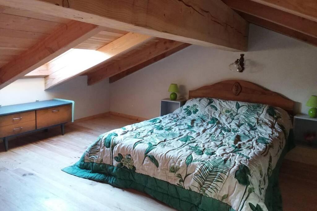 Loft La Rose Desiree Gite 3 Etoiles Villa Chalencon Kültér fotó