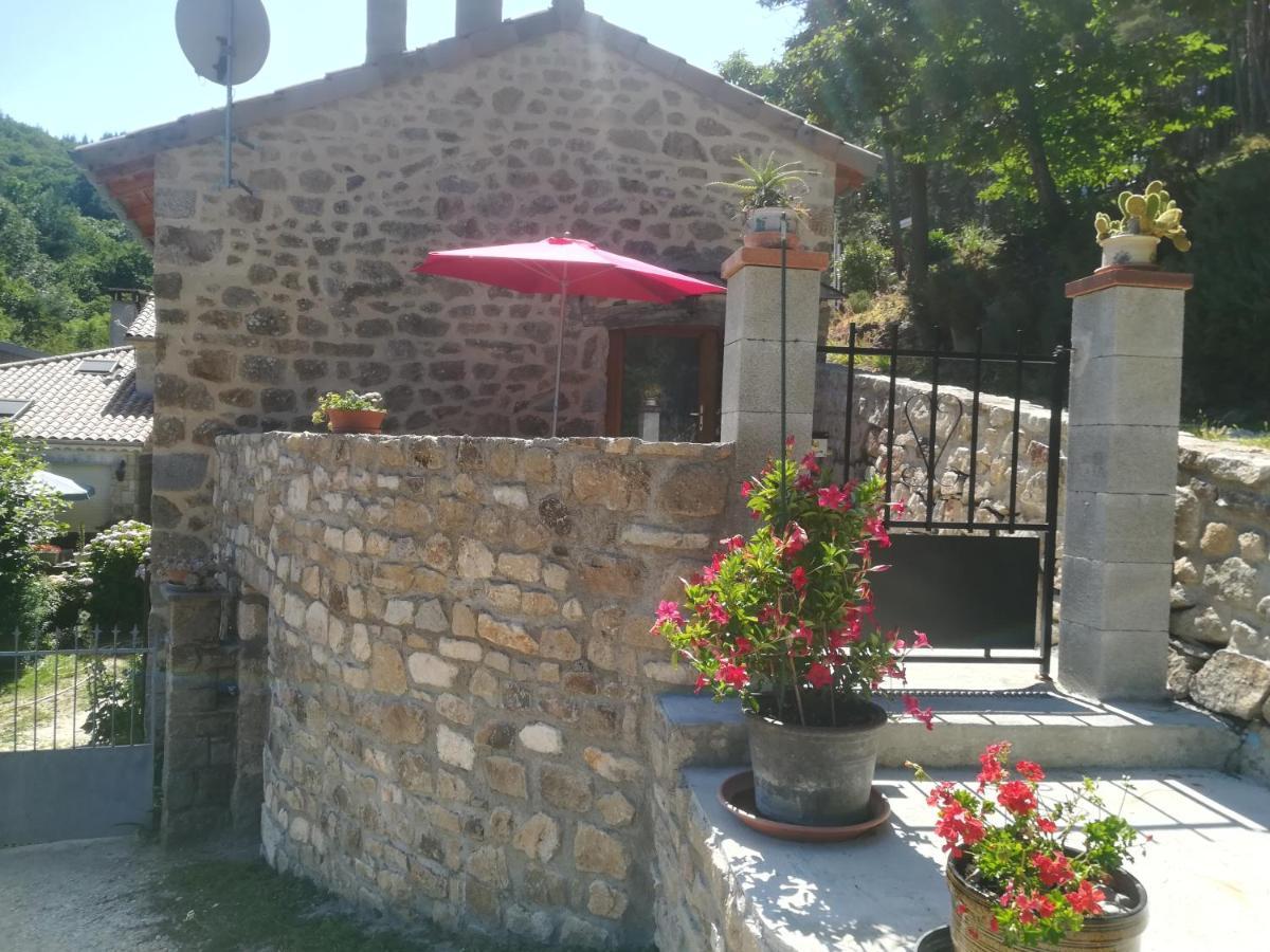 Loft La Rose Desiree Gite 3 Etoiles Chalencon Kültér fotó