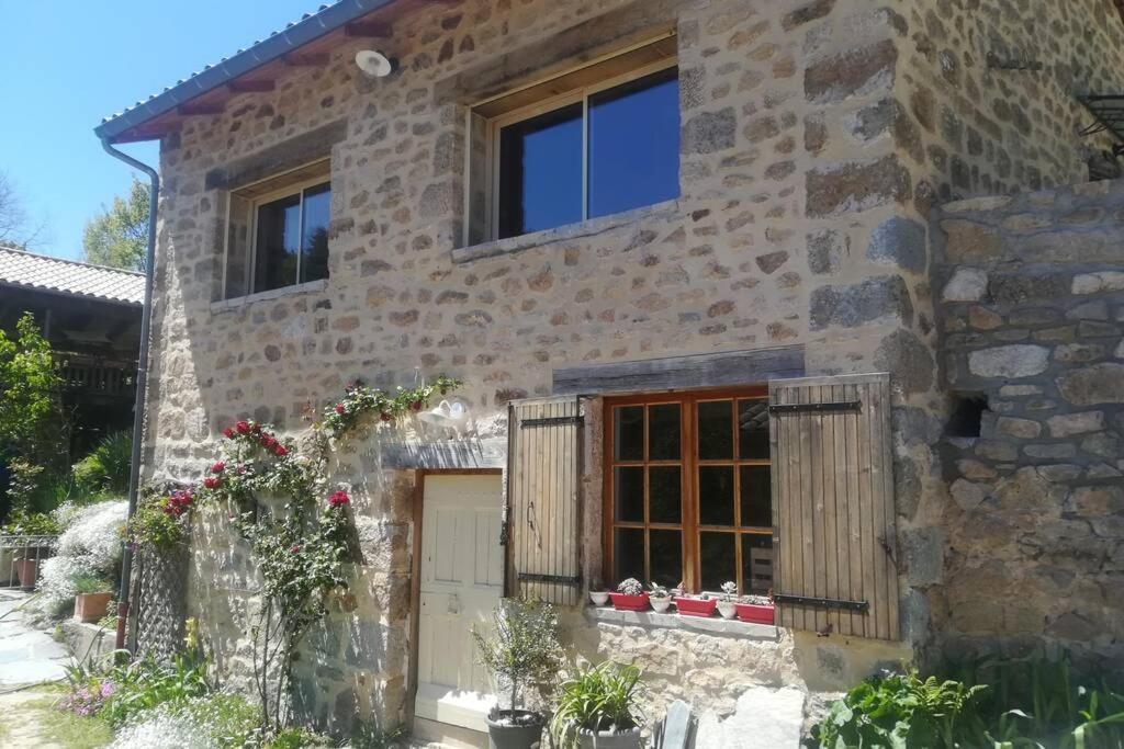 Loft La Rose Desiree Gite 3 Etoiles Chalencon Kültér fotó